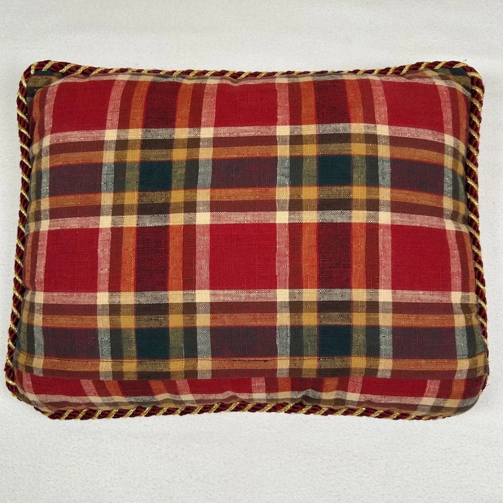Tapestry Throw Pillow Santa Presents Wishing You Christmas Cheer Holiday 16 x 13
